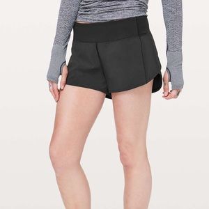 Lululemon black shorts 4” size 4